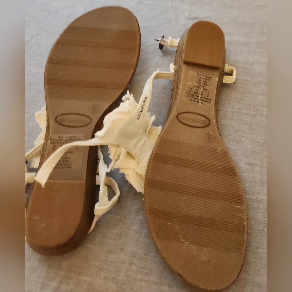Bongo sz 8 sandals - Picture 3 of 4